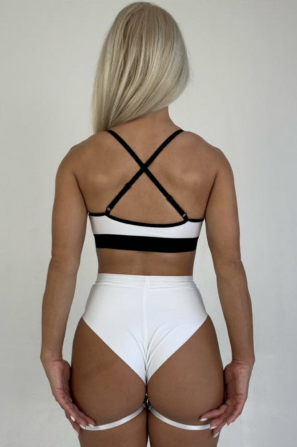 Harness top