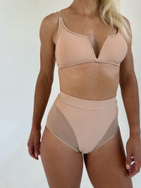 V-underwire top